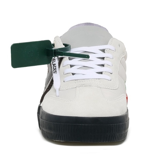 OFF-WHITE new low vulcanized sneaker- men’s - Picture 2 of 9
